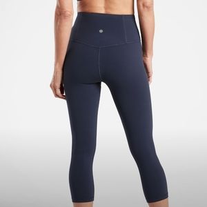 Athleta Elation crop, size S, Navy